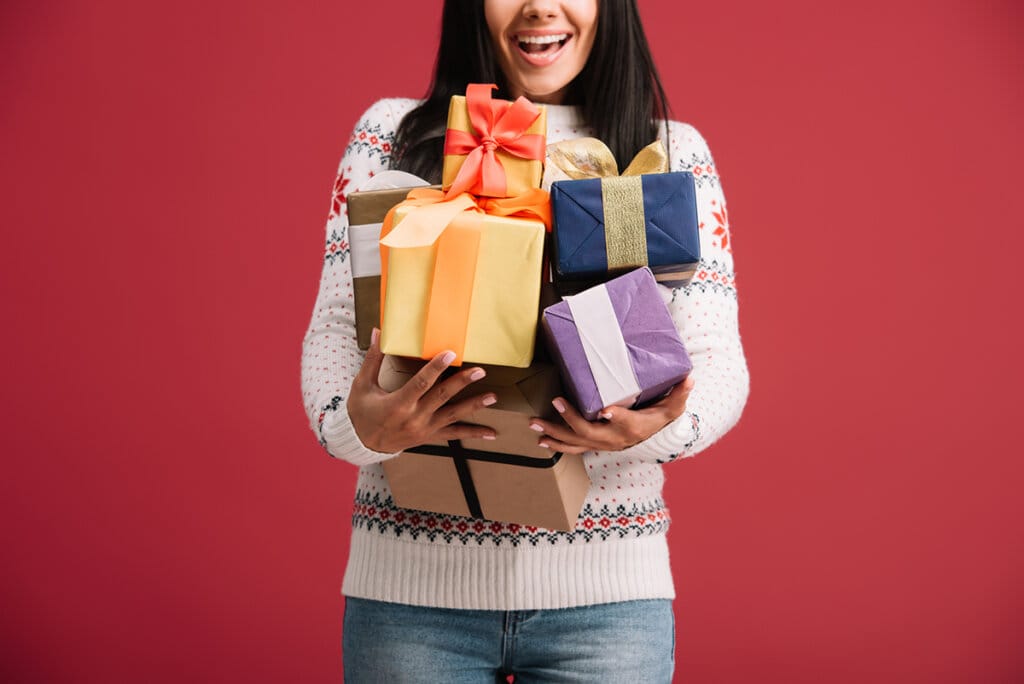 What Are the Best Client Gifts Freelancers Should Give?
